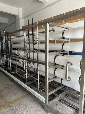 Goede prijs Op maat gemaakte omgekeerde osmose systeem met een capaciteit van 500-1000 M3/dag gemaakt van SS304/PVC online