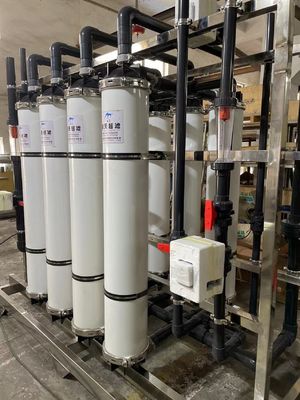 Goede prijs SS304 / PVC ultrafiltratiesysteem 10-100 M3/uur Met 99,99% SS verwijdering online