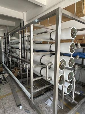 Goede prijs 5 fasen Industrieel RO-systeem 500-1000 M3 Per Dag 98% Afwijzingspercentage 150-300 Psi online