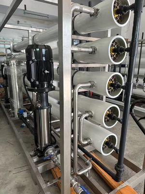 Goede prijs SS304 Omgekeerde osmose waterzuiveringssysteem met Filmtec Membrane Efficiency Industrial RO-systeem online